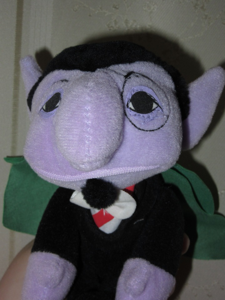 Улица Сезам - частичка детства. Граф фон Знак