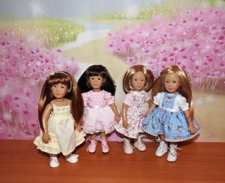 Куколки KIDZ'N'CATS mini и обувочка для них