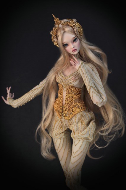 Monokeros - в праздничный день прекрасная красота! Кто знает что-либо об этих куклах - поделитесь (фото 4)