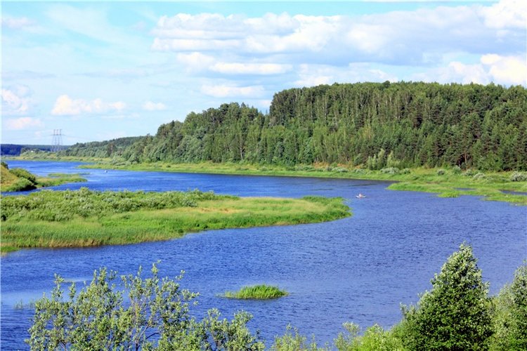 Путешествие Эли на красивый берег реки Волги