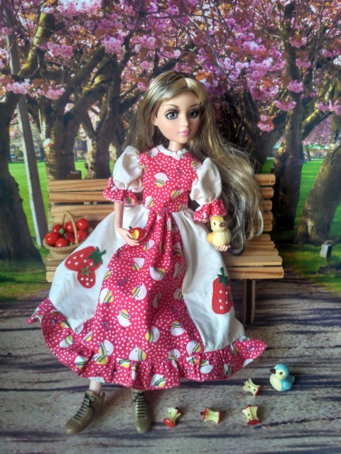 Кукла с красивыми глазами - 2 (фото 4)