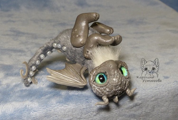 Серый дракон — Игрушки в смешанной технике (мех и глина): Арт