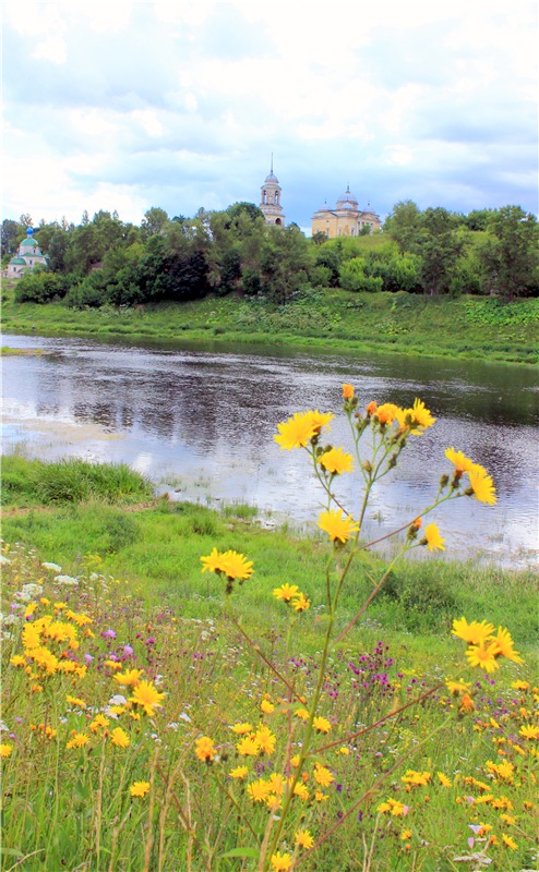 Любимая Старица. Свято-Успенский мужской монастырь
