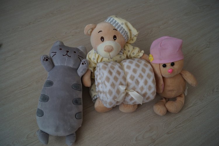 Агаша шьёт для Блайз + обзор подарков от друзей