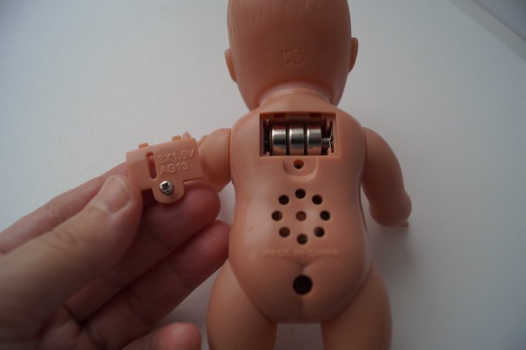 Первая выписка ноября. Починка шейного крепления у Братц, утерянная кисть восстановлена, как привести в порядок фабричную