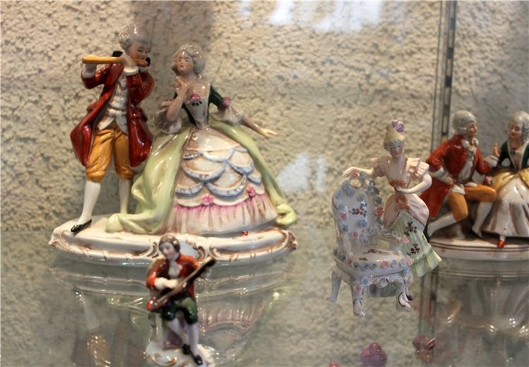 Старица, Музей фарфора — Фарфоровые статуэтки и фигурки: винтаж