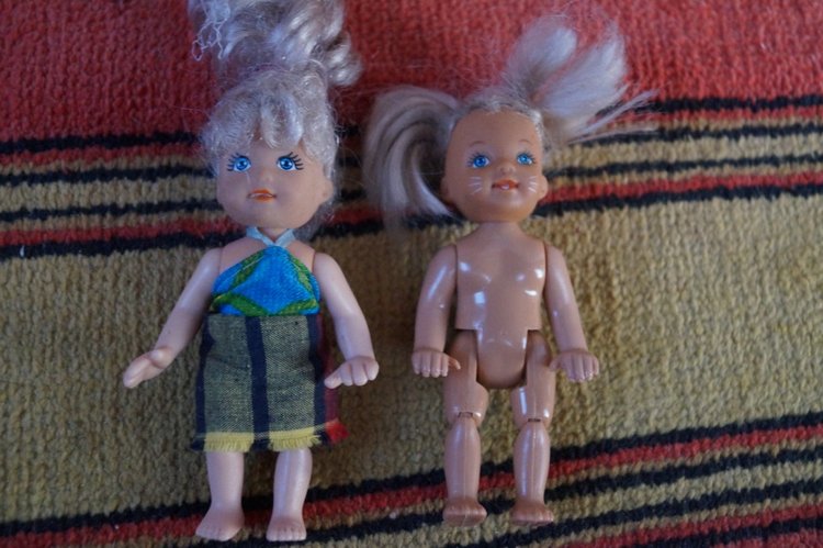 Куклы с разным состояние здоровья долго стояли в очередь у дверей кукольной лечебницы | Бэйбики Куклы с разным состояние здоровья долго стояли в очередь у дверей кукольной лечебницы