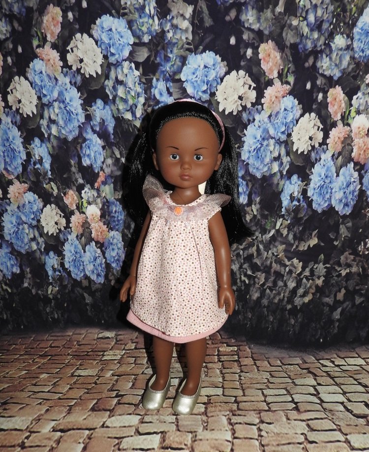 Француженка Сессиль - Corolle (фото 7)