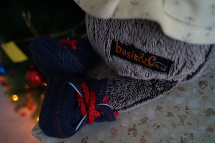 Верите ли вы в деда Мороза? Подарки под ёлочкой, их ждали