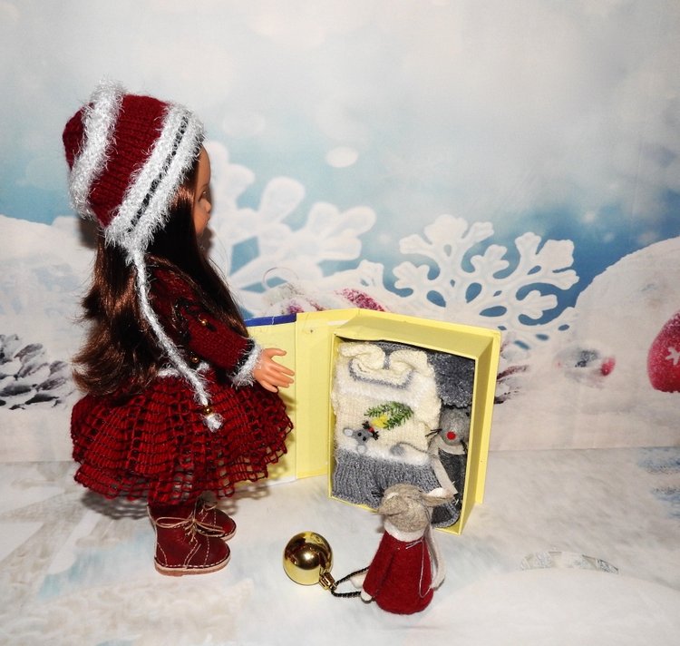 Как одеть француженку?? (Corolle) или волшебные ручки мастеров сайта