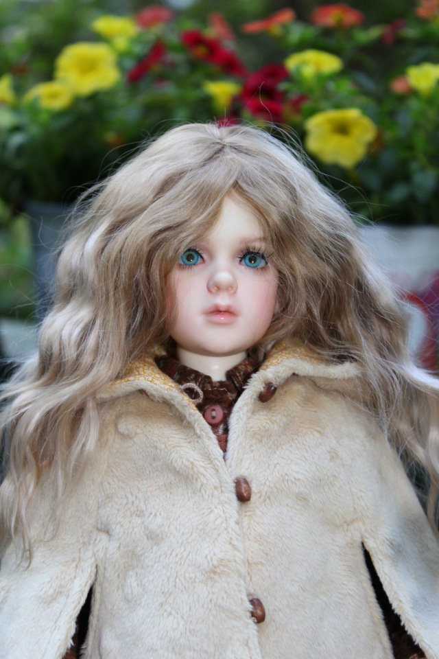 Новый наряд Розочки и прогулка в саду