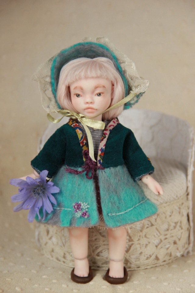 Фарфоровая крошка Блю Бэл