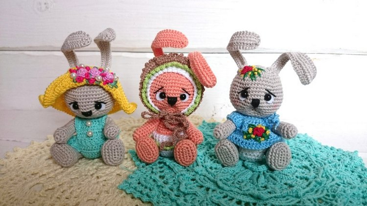 Зайчиков много не бывает — Вязаные игрушки и амигуруми: крючком (фото 4)