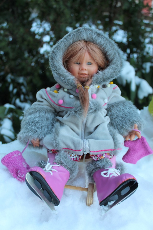 Снежные забавы Кети и Рози. Провожаем зиму (фото 4)