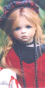 Преордер на Chanelle от Kaye Wiggs