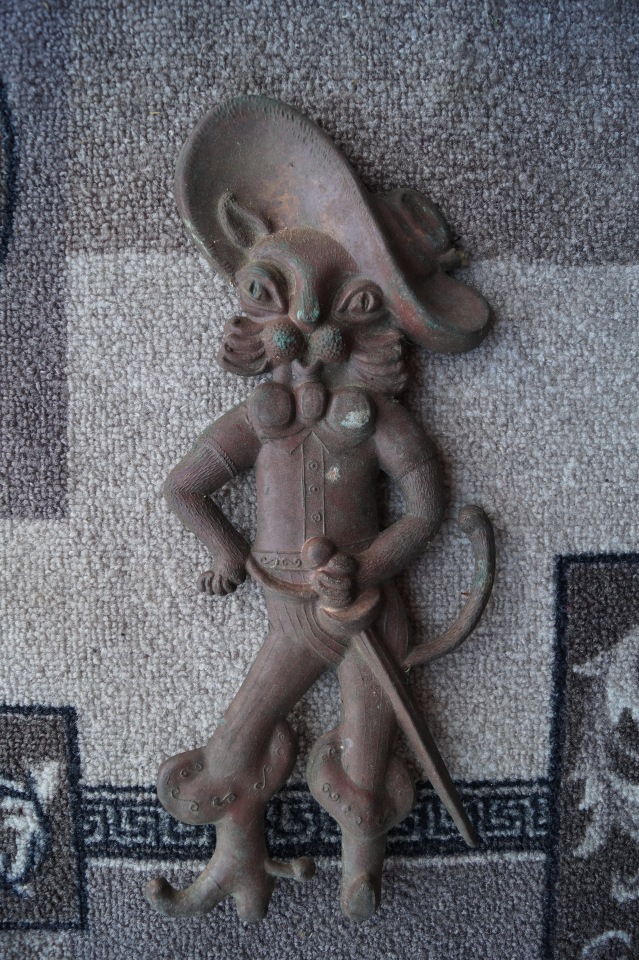 Выписка из кукольной лечебницы + история возвращения кота в сапогах