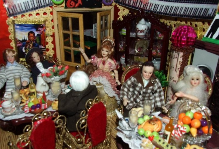 Ура! Ура! Сегодня АВГУСТФЕСТ! Узнаем, как надо ходить в театр (фото 6)