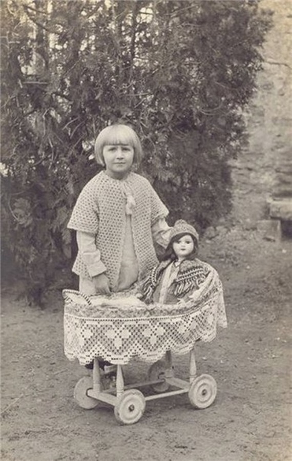 Мгновения жизни застывшие в фото или девочки другой эпохи