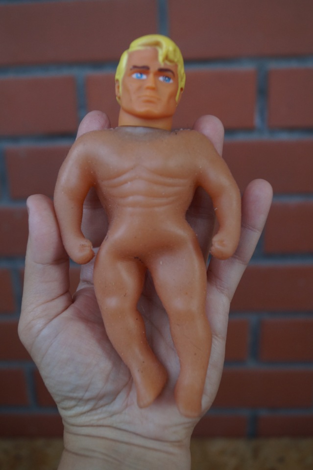 Посылки, посылки - с куклами, игрушками, обувью, одеждой