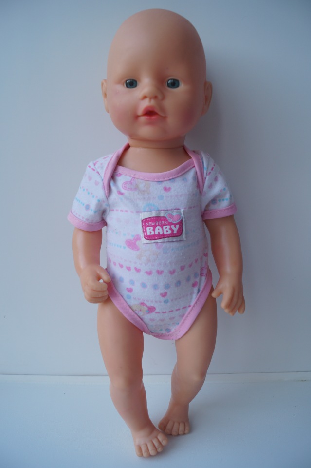 Первая выписка ноября. Починка шейного крепления у Братц, утерянная кисть восстановлена, как привести в порядок фабричную