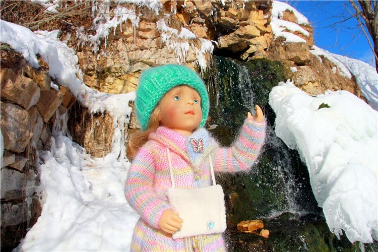 Зимняя прогулка Сони. Уникальная кукла от Сильвии Наттерер