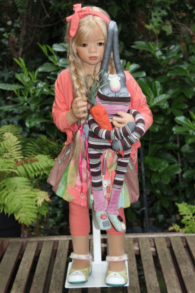 Воспонинаяния о лете. Две сестрички, две Анны Лу - часть первая