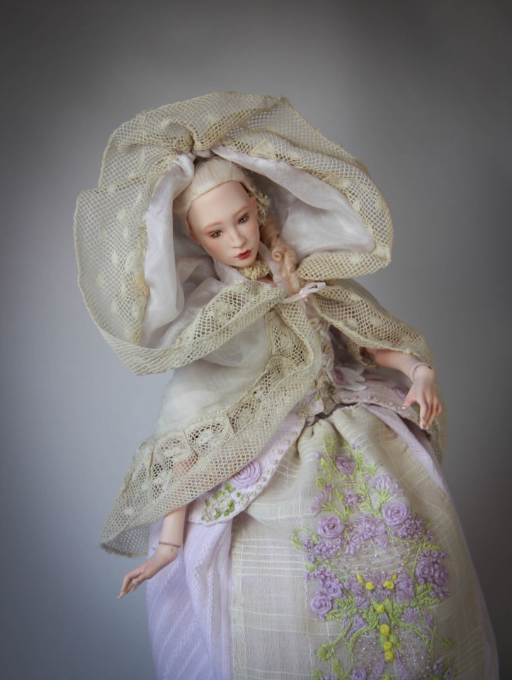 Маркиза М. Фарфоровая шарнирная кукла