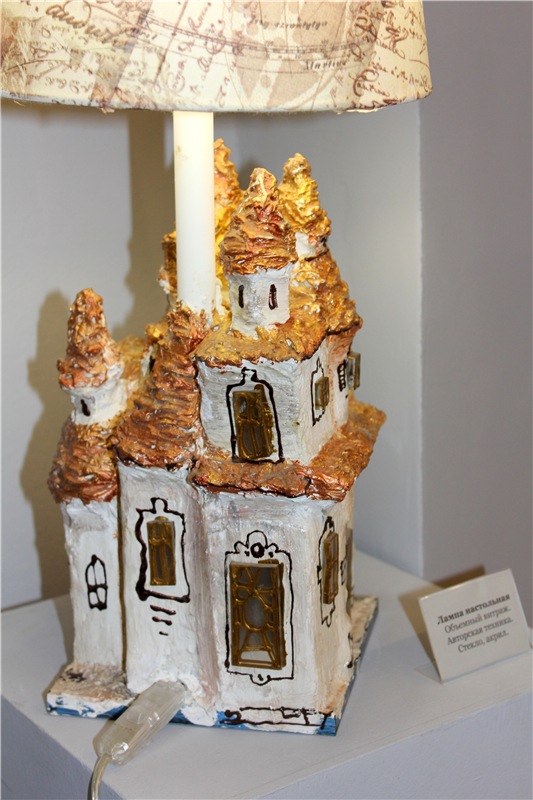 Выставка "Стекляндия" Елены Буровой в Твери