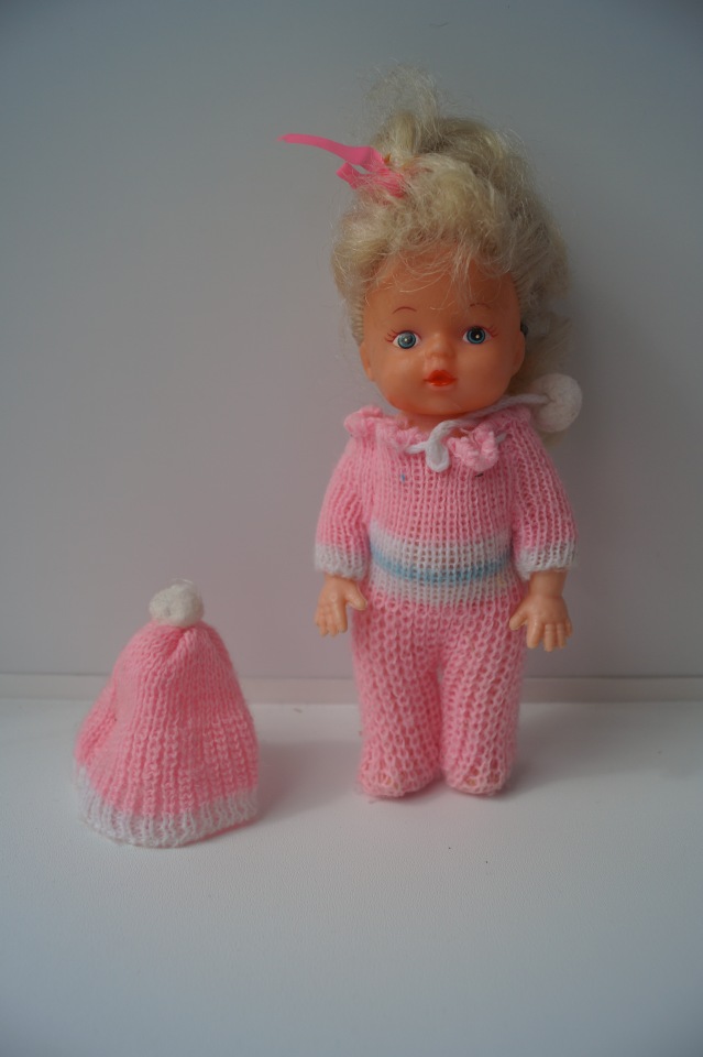 Первая июльская выписка. Две разные поломки шейного крепления - исправляем. Санаторий для кукол. И новые пациенты