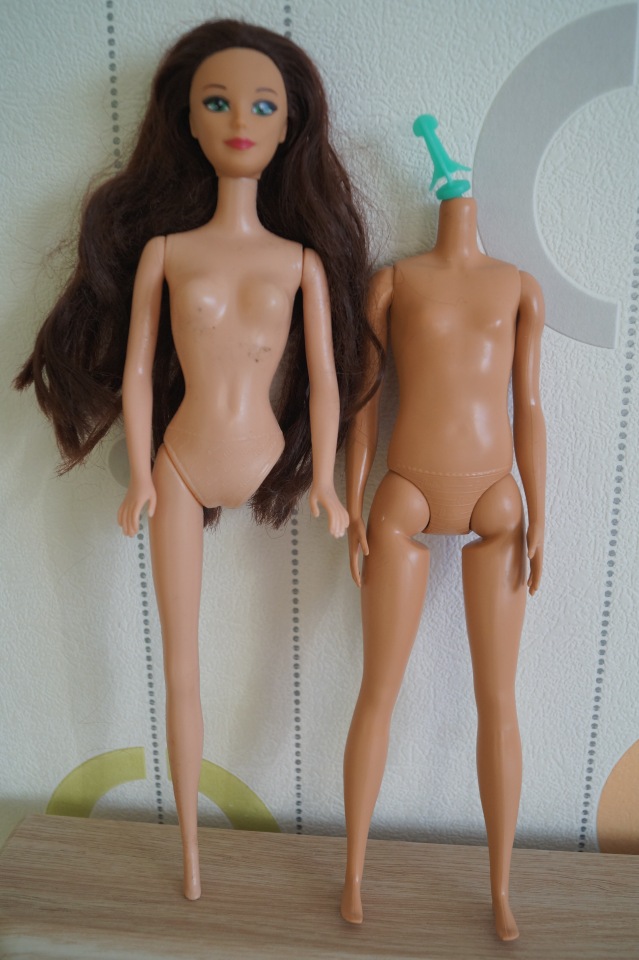 Четвёртая выписка февраля, которой могло не быть. Как заузить отверстие в шее советской куклы, чтобы голова не проваливалась