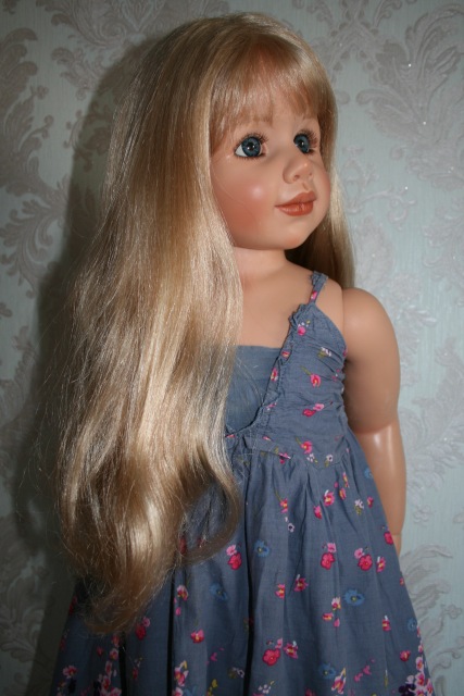 Примерка вещичек — Коллекционные куклы разных авторов (Разное): редкие бренды