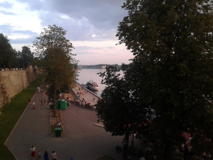 Наше лето 2: Псков, День Города! Прогулка с Донной. Новые куклы в подарок (ура!!!)