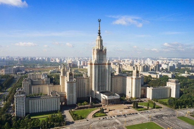 Москва. Небоскрёбы Семь сестёр (фото 10)