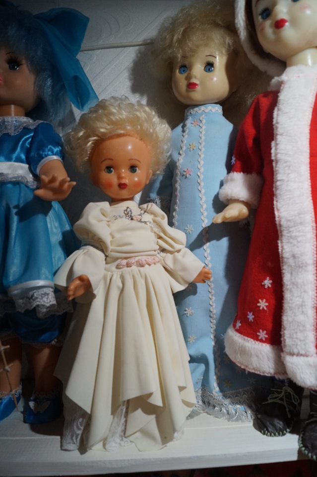 Куклы с разным состояние здоровья долго стояли в очередь у дверей кукольной лечебницы | Бэйбики Куклы с разным состояние здоровья долго стояли в очередь у дверей кукольной лечебницы