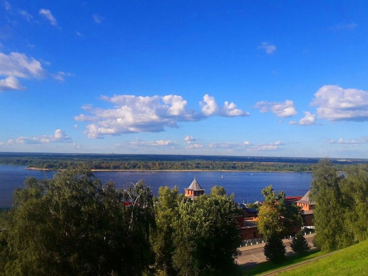 Отдых на Волге - между двух городов