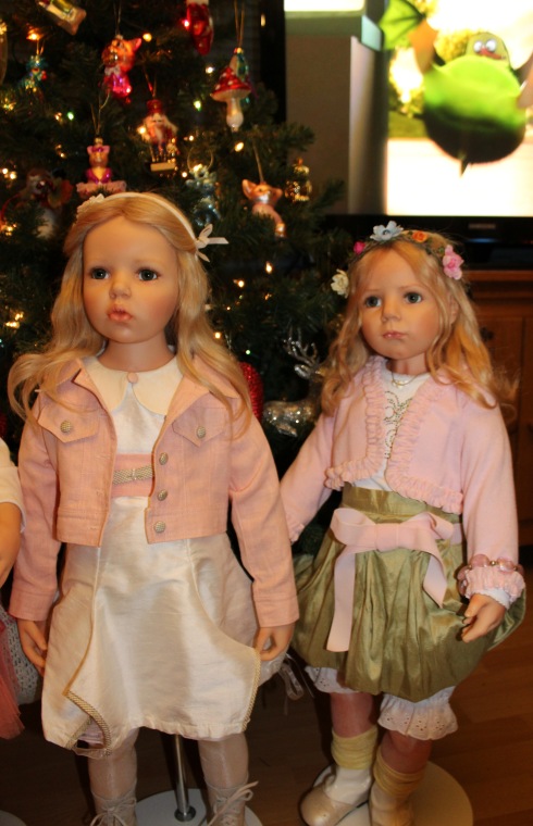 Новогодняя елка с моими куклами от Hildegard Gunzel