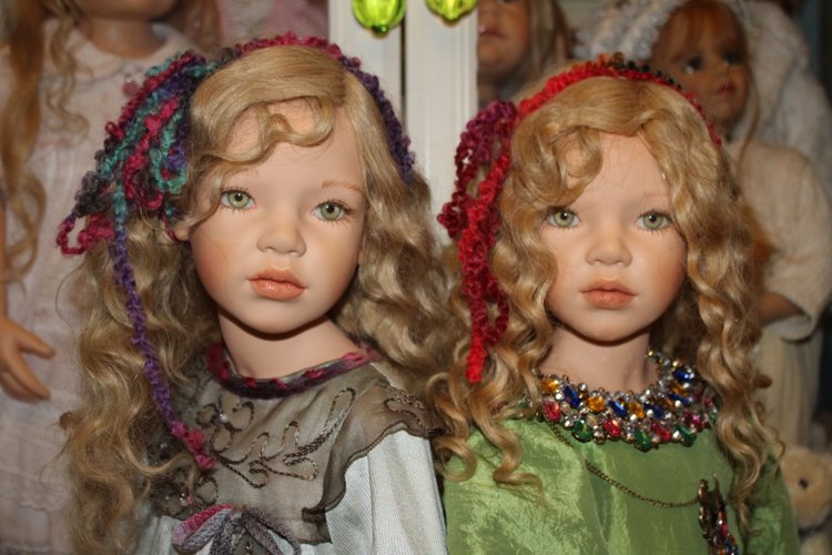 Двойное счастье. Паулы - близнецы