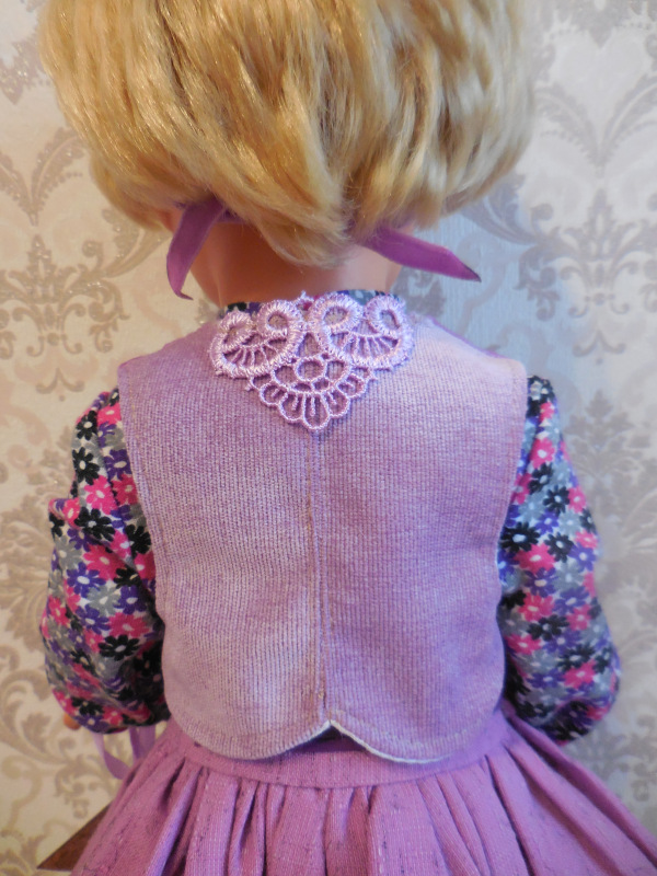 "Рыжулька и Модная девушка". В догонку к теме "Помогите, пожалуйста, оценить работу!"