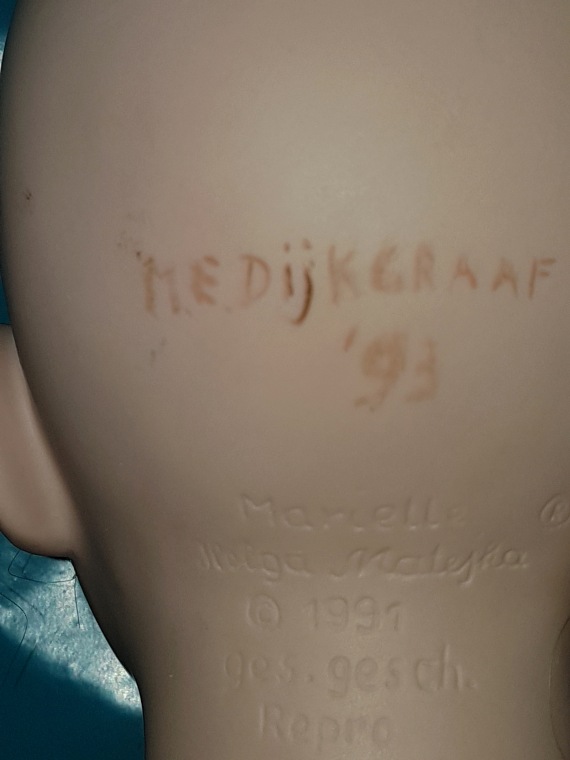 Большая коллекция Винтажных реплик с антикварных кукол