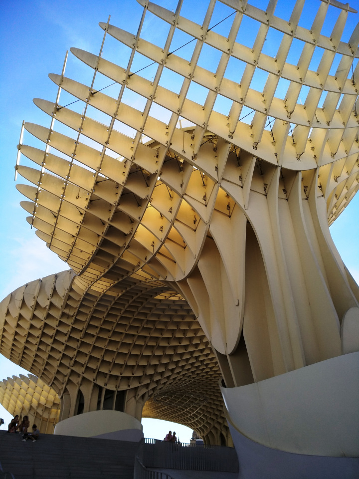 Тайна моего имени. Часть 8. Продолжение. Испания, Севилья. Удивительные вещи