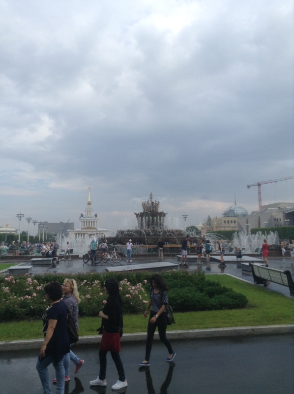 Прогулки с куклами по "территории праздника". Легенды и призраки СССР и быль 80-летней красавицы . Ч.2 (фото 9)