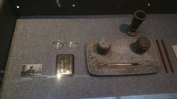 Спасибо Вам за смелость и отвагу, за небо мирное над головой