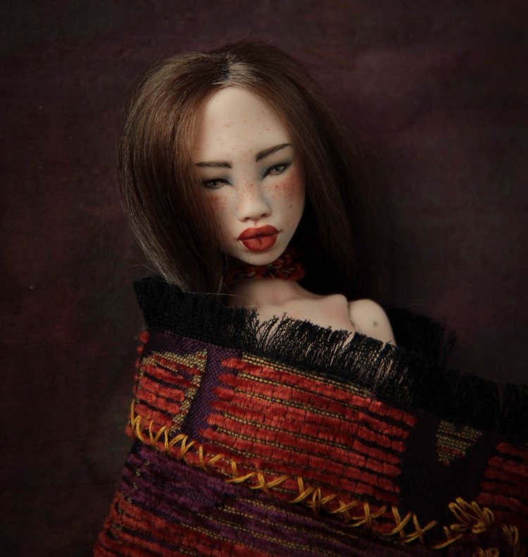 Инди. Волшебная лиса. Фарфоровая шарнирная кукла