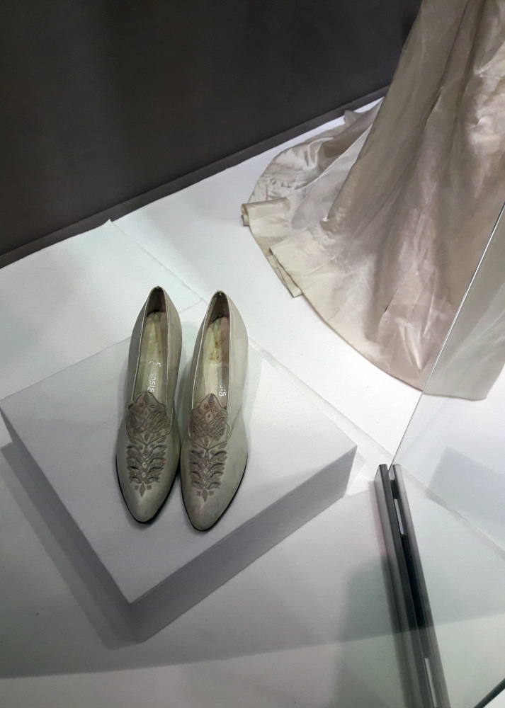 Выставка "Узоры свадьбы кружевной". Зал 2 | Бэйбики Выставка "Узоры свадьбы кружевной". Зал 2