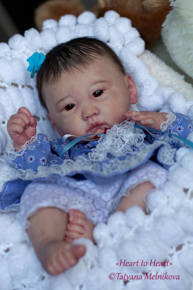 Вот такая азиатская бэбичка Ellory