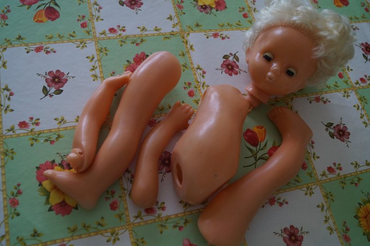 Куклы с разным состояние здоровья долго стояли в очередь у дверей кукольной лечебницы | Бэйбики Куклы с разным состояние здоровья долго стояли в очередь у дверей кукольной лечебницы