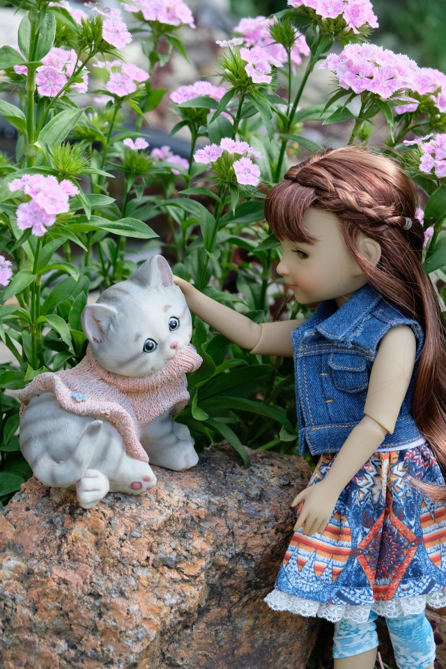 Прогулки с Сарой и Беллой RubiRed Galleria/Effner