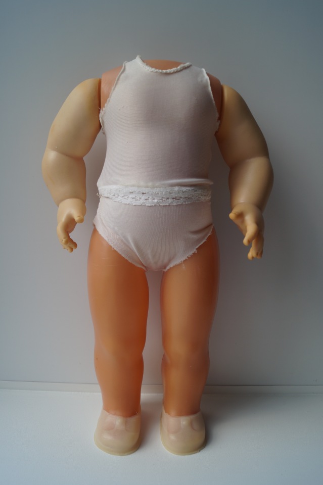 Третья июньская выписка. Как расцвела фарфоровая девочка. Чем заменить кукольный пейт