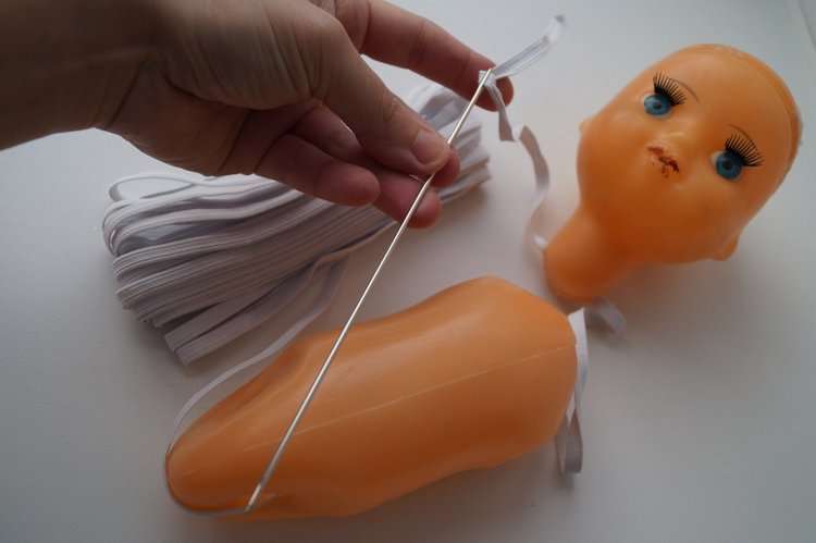 Четвёртая выписка февраля, которой могло не быть. Как заузить отверстие в шее советской куклы, чтобы голова не проваливалась