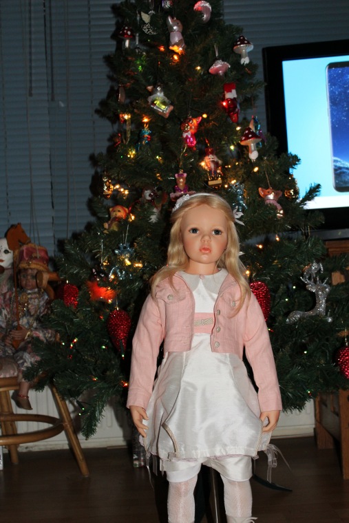 Новогодняя елка с моими куклами от Hildegard Gunzel